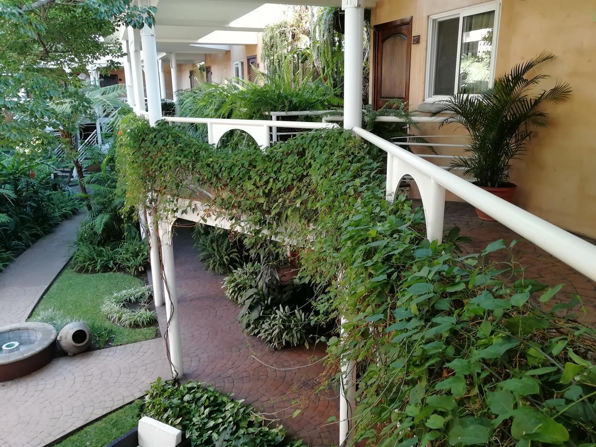 Hotel Ciudad Vieja Guatemala City Luaran gambar