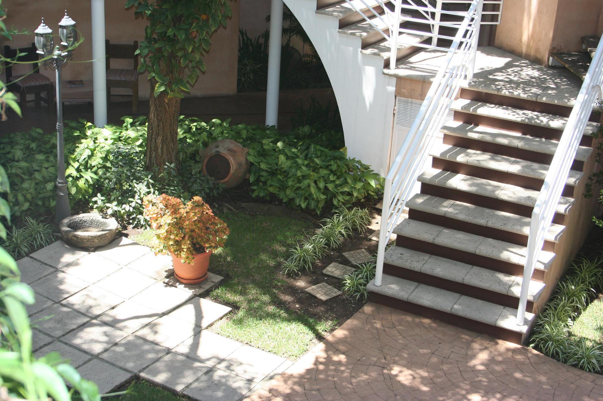 Hotel Ciudad Vieja Guatemala City Luaran gambar
