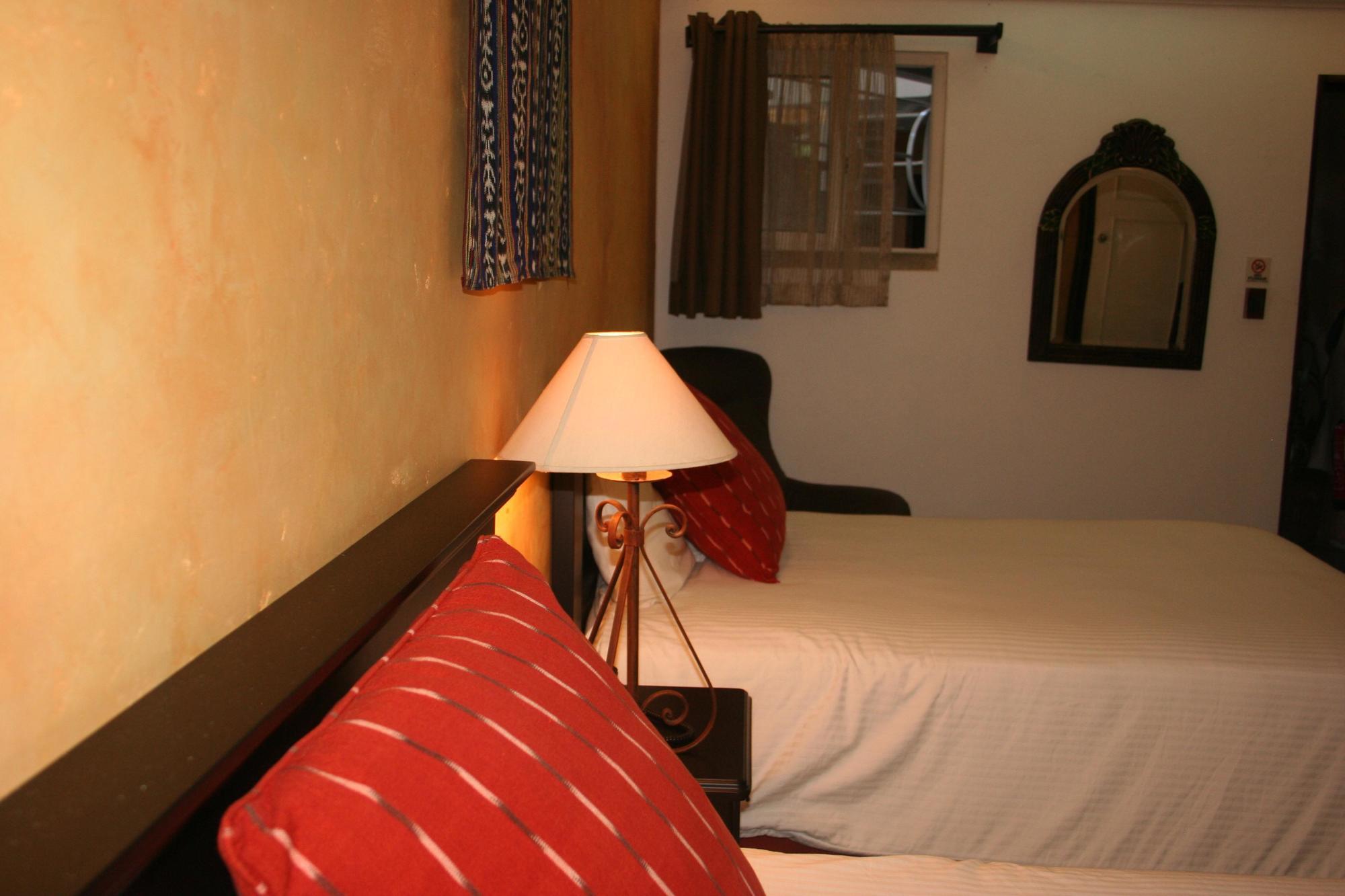 Hotel Ciudad Vieja Guatemala City Luaran gambar