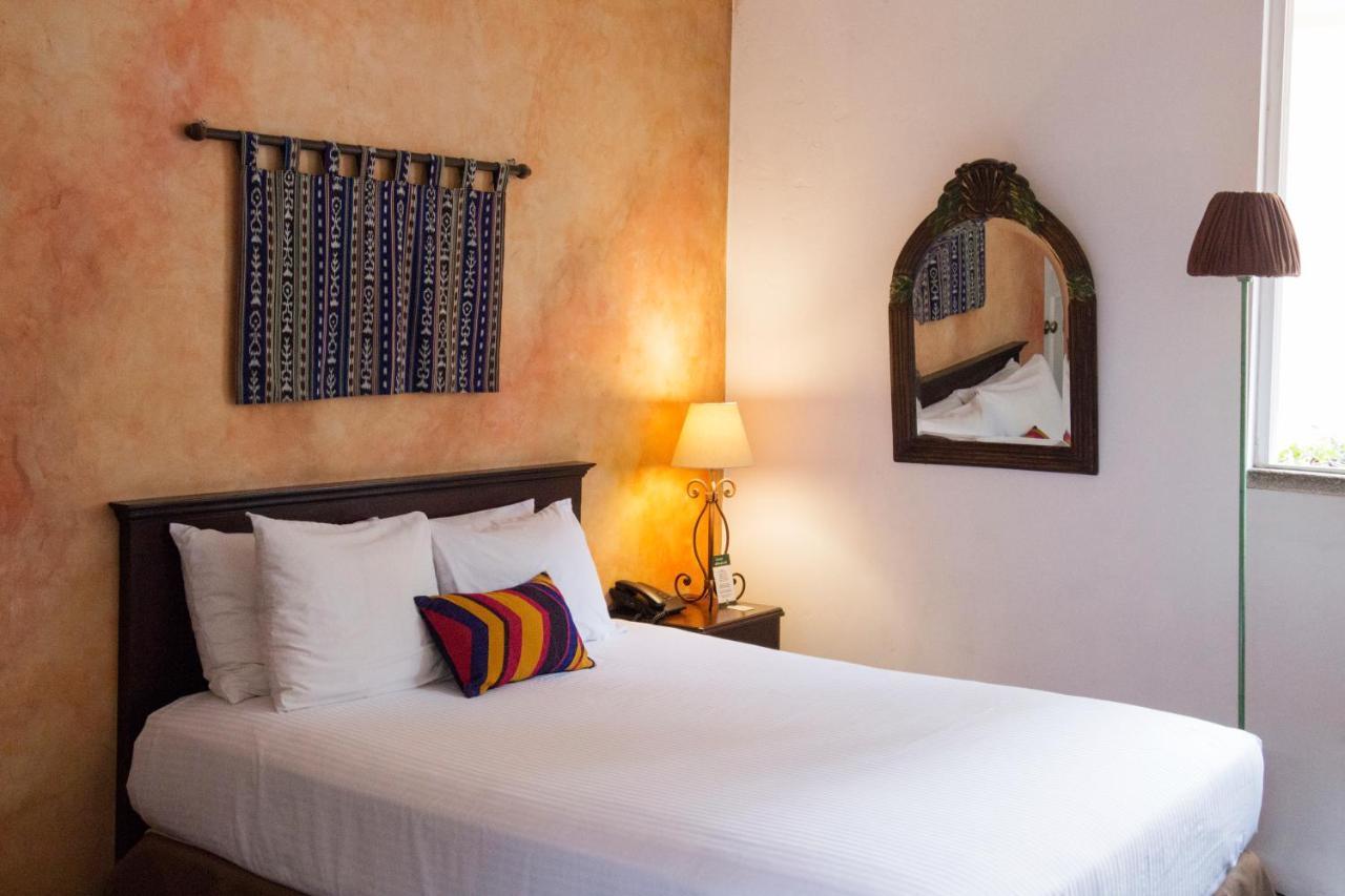 Hotel Ciudad Vieja Guatemala City Luaran gambar