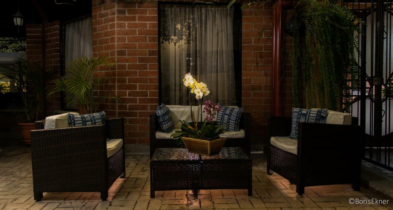 Hotel Ciudad Vieja Guatemala City Luaran gambar