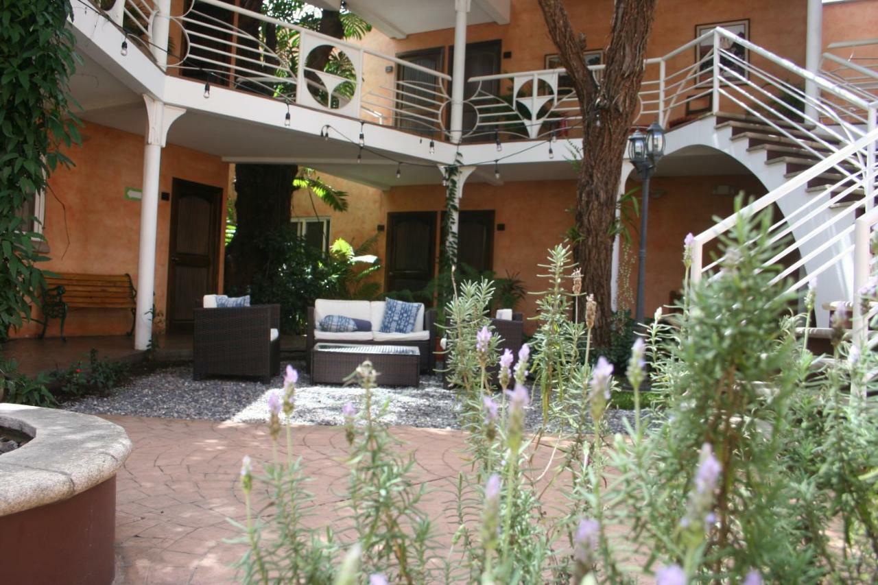 Hotel Ciudad Vieja Guatemala City Luaran gambar